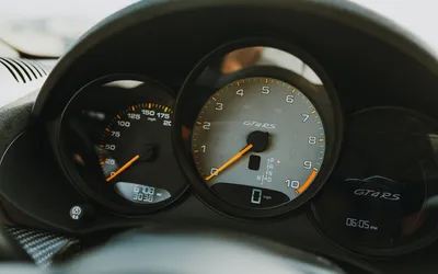 2023 Porsche 718 Cayman GT4 RS - Secondary View