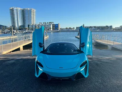 2023 McLaren Artura