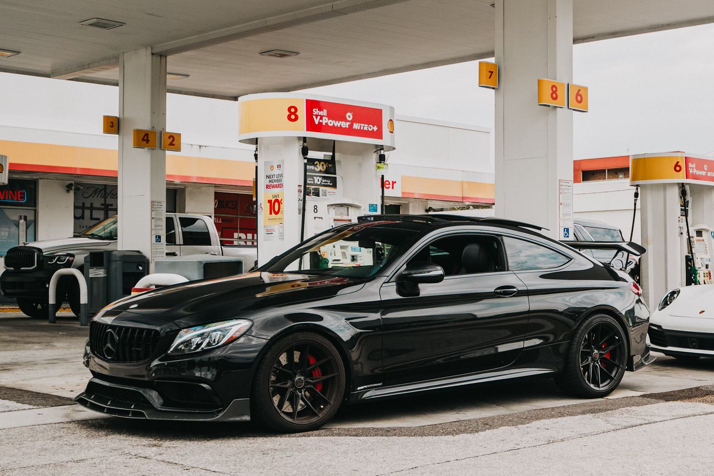 Mercedes C63 AMG